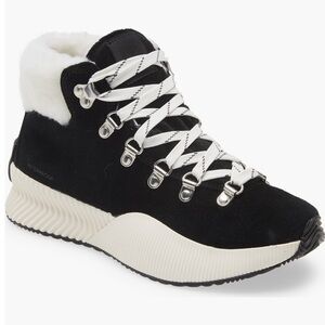 Sorel Explorer II Joan Cozy Sherpa Boots Size 9.5